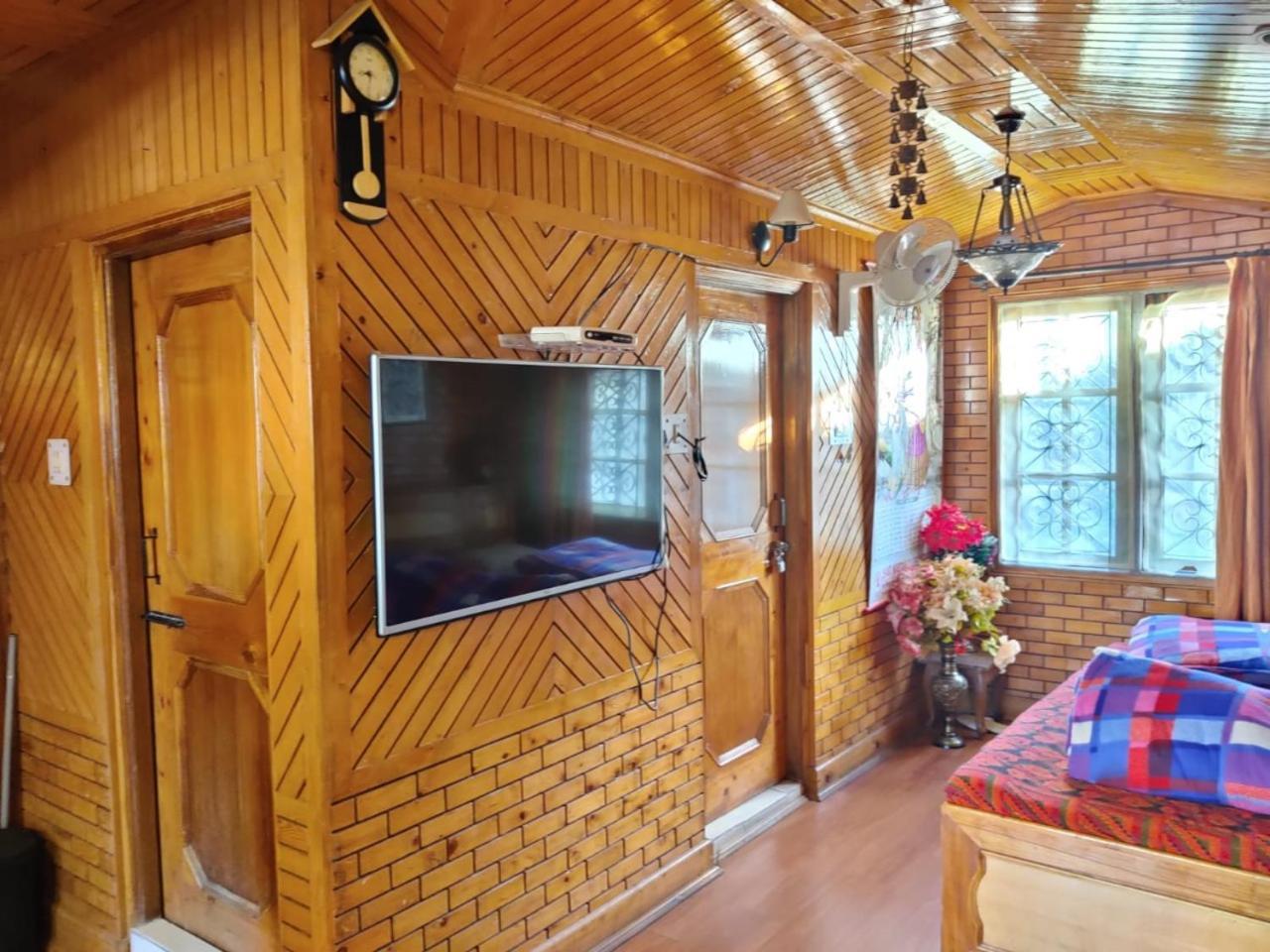 Mehdudia Guest House Shimla Exterior foto